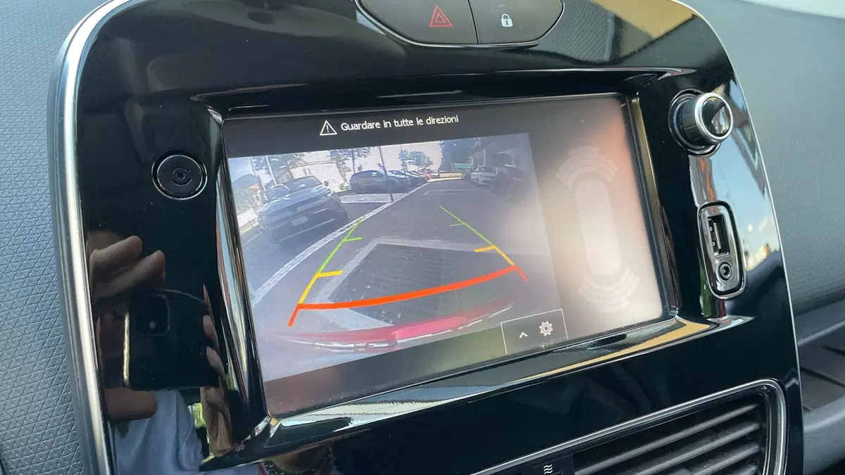 Renault Clio usata a Varese (11)