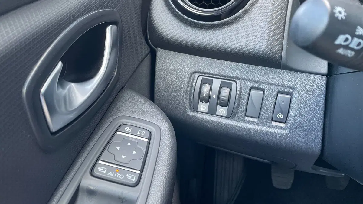 Renault Clio usata a Varese (11)