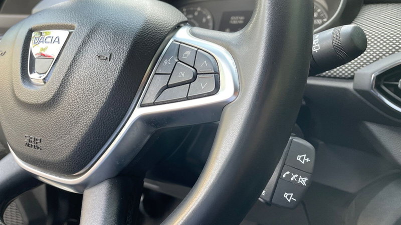 Dacia Sandero usata a Varese (13)