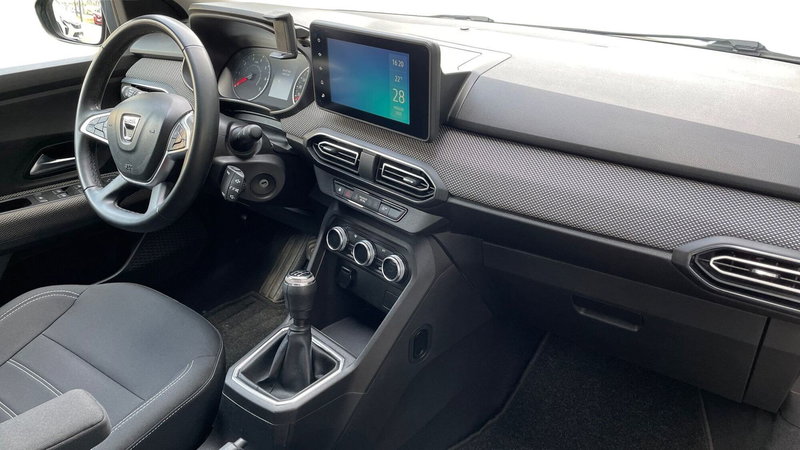 Dacia Sandero usata a Varese (5)