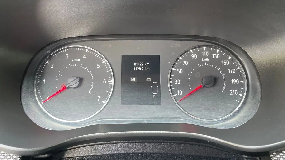 Dacia Sandero usata a Varese (7)