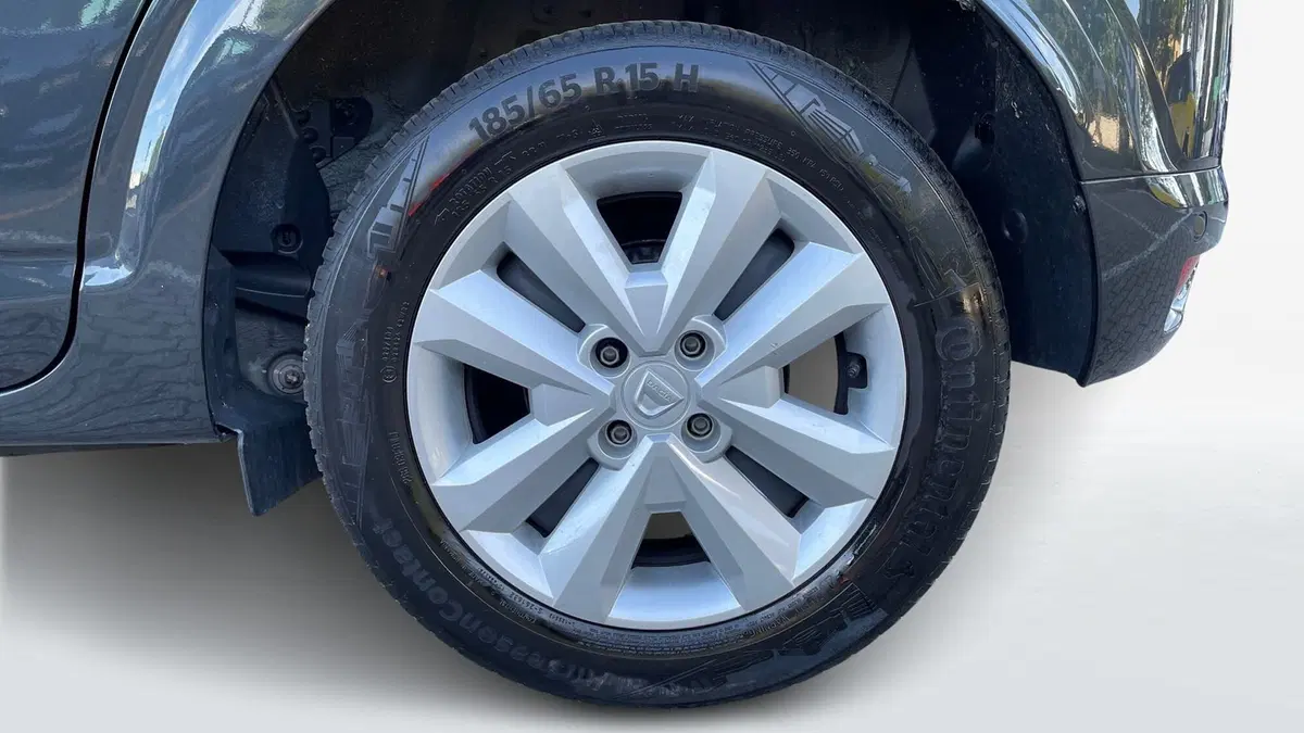 Dacia Sandero usata a Varese (15)