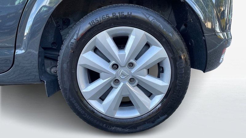 Dacia Sandero usata a Varese (15)