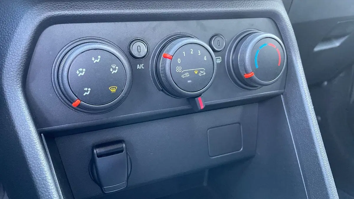 Dacia Sandero usata a Varese (7)
