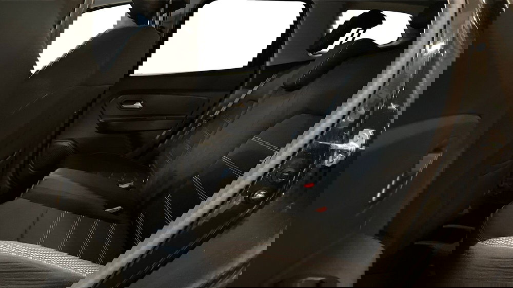 Dacia Duster usata a Varese (14)