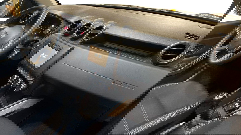 Dacia Duster usata a Varese (5)