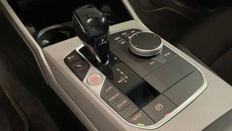 BMW Serie 3 Touring usata a Varese (7)