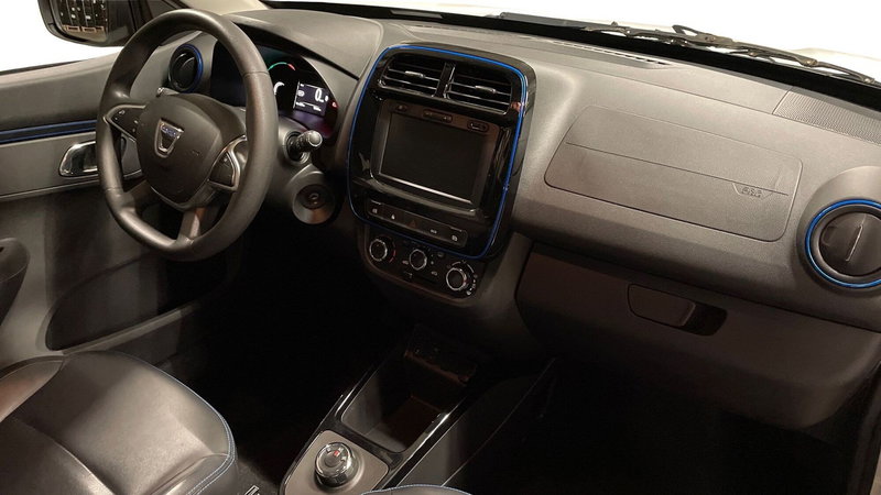 Dacia Spring usata a Varese (9)