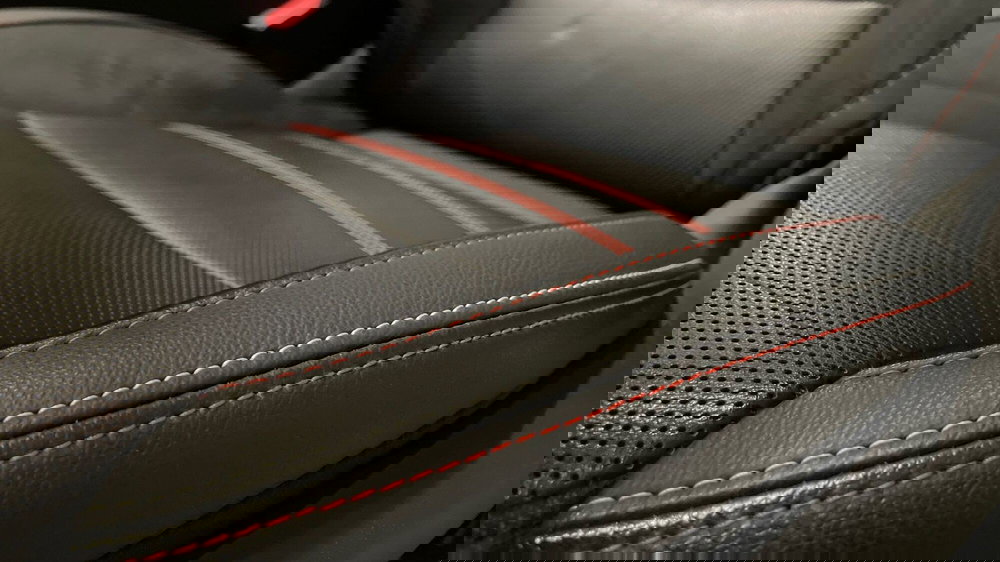 Renault Arkana usata a Varese (14)