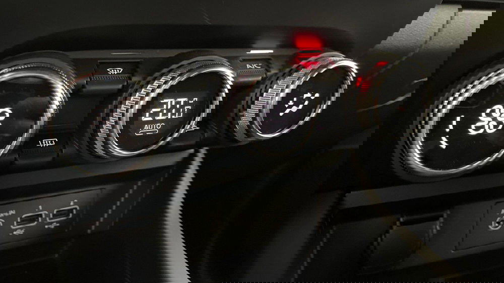 Renault Arkana usata a Varese (11)