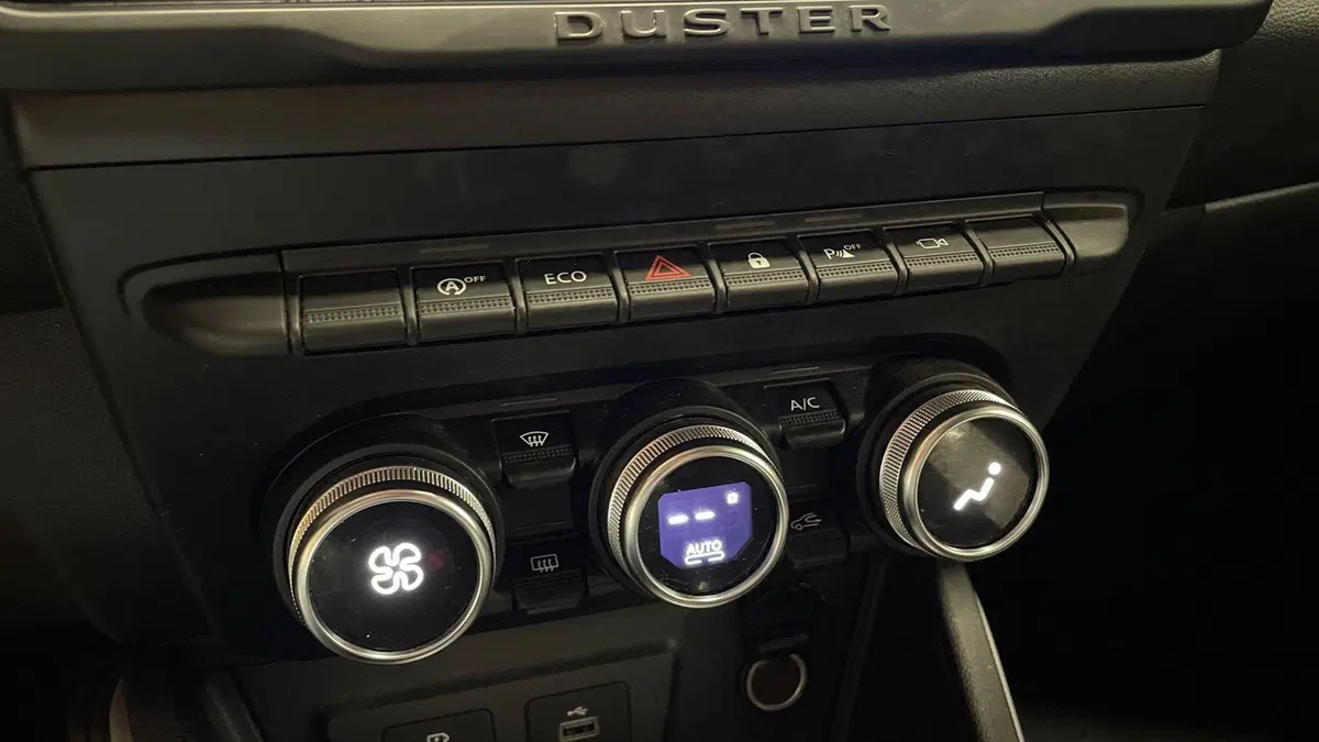 Dacia Duster usata a Varese (11)