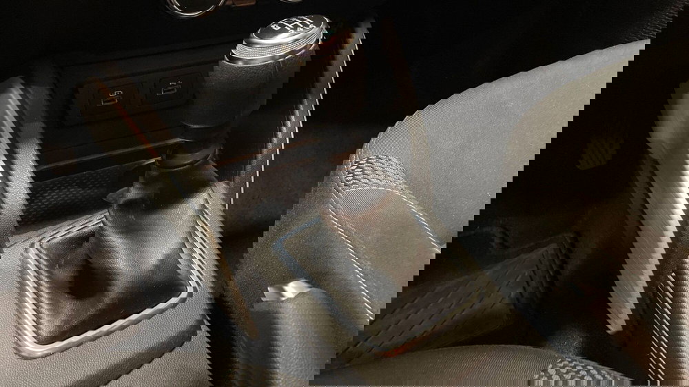 Dacia Duster usata a Varese (7)