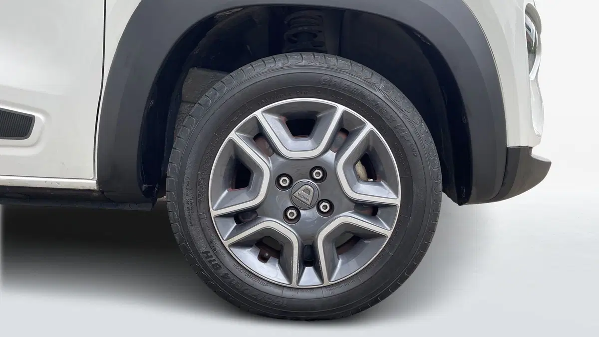 Dacia Spring usata a Varese (15)