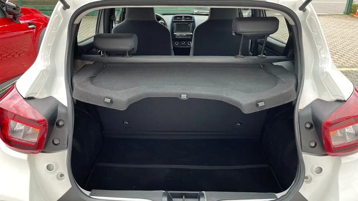 Dacia Spring usata a Varese (8)