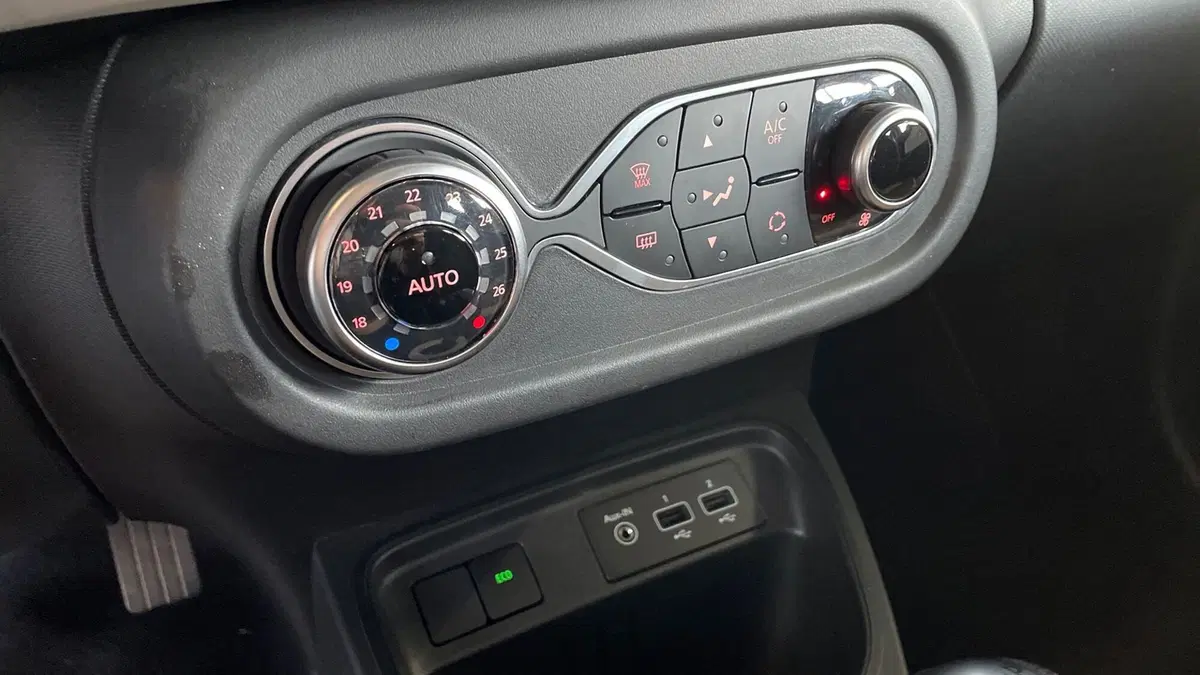 Renault Twingo usata a Varese (11)