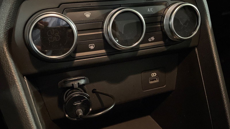 Dacia Jogger usata a Varese (11)