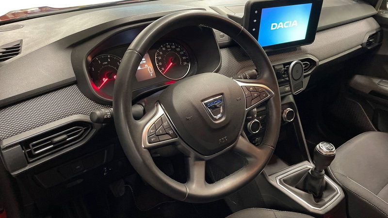 Dacia Jogger usata a Varese (6)