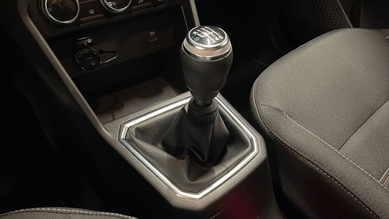 Dacia Jogger usata a Varese (7)