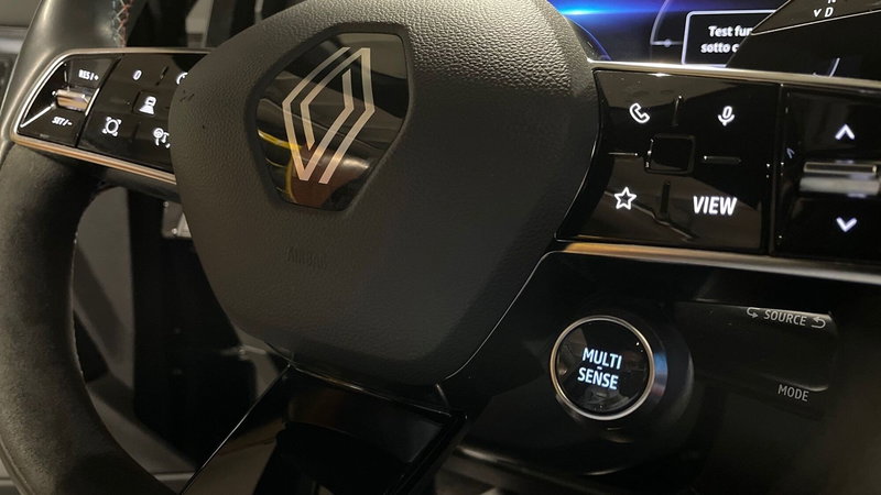 Renault Austral usata a Varese (11)