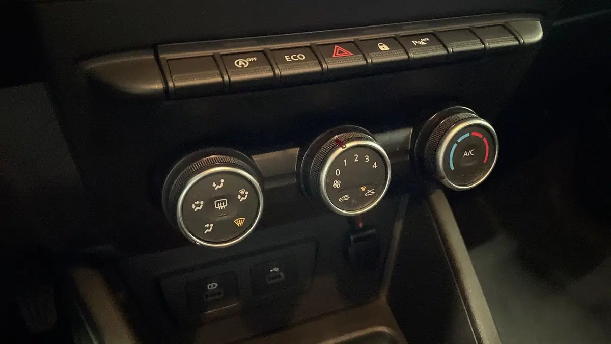 Dacia Duster usata a Varese (6)
