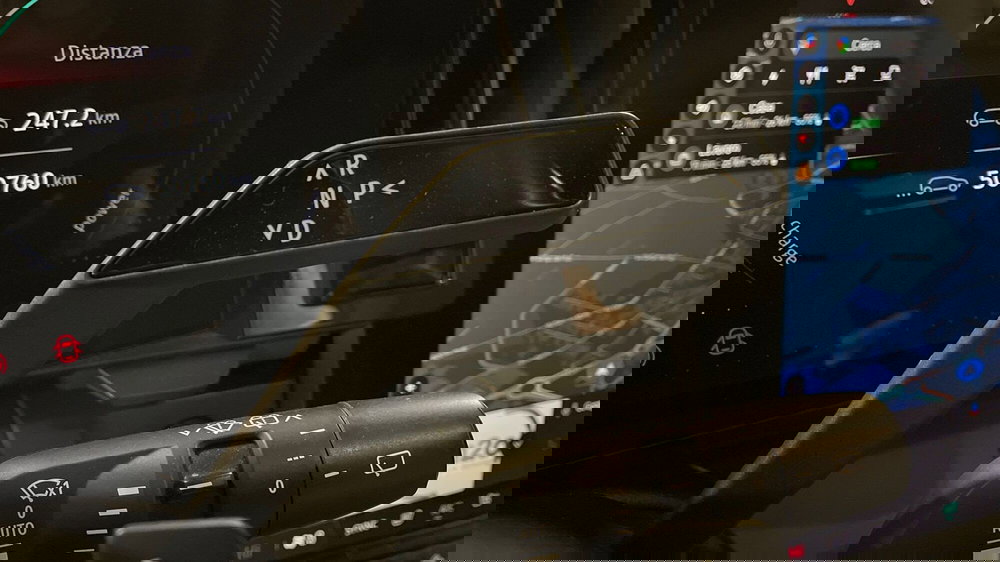 Renault Megane E-Tech Electric usata a Varese (13)