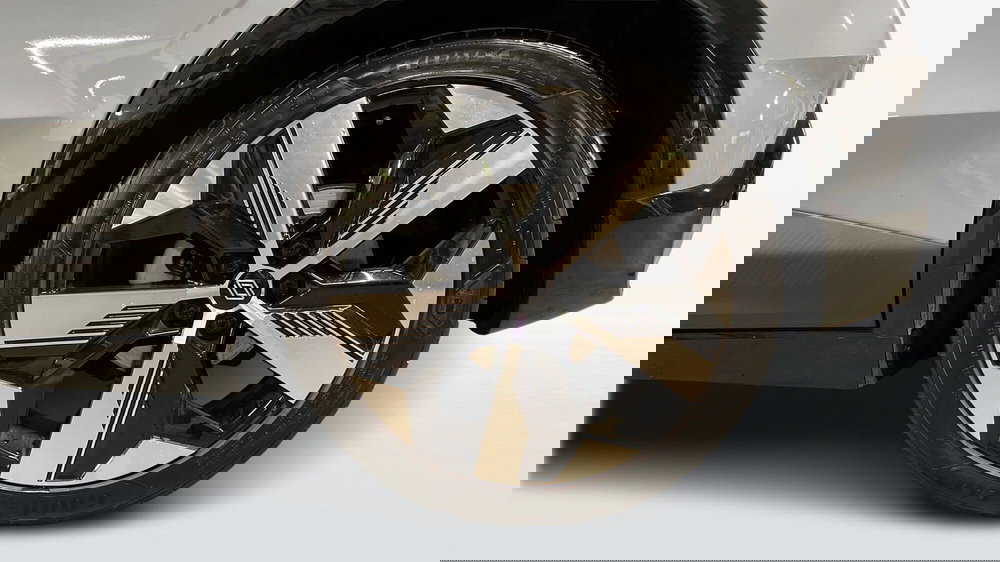 Renault Megane E-Tech Electric usata a Varese (15)