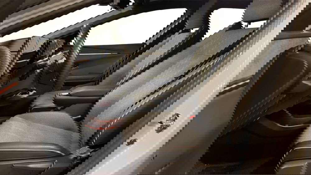 Renault Megane E-Tech Electric usata a Varese (8)