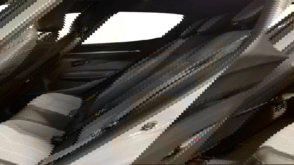 Renault Megane E-Tech Electric usata a Varese (9)