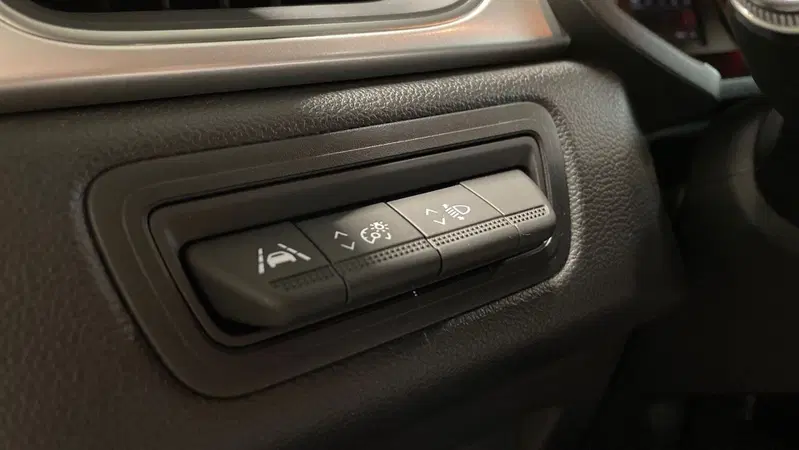 Renault Captur usata a Varese (12)