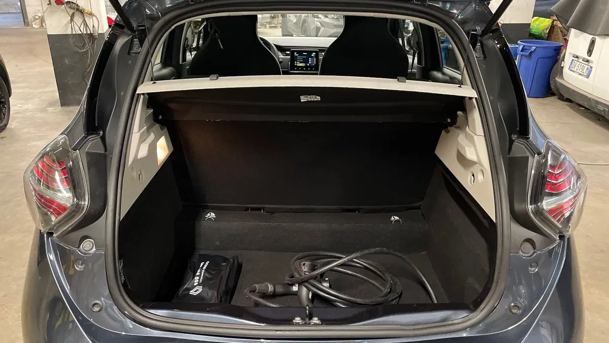 Renault Zoe usata a Varese (14)
