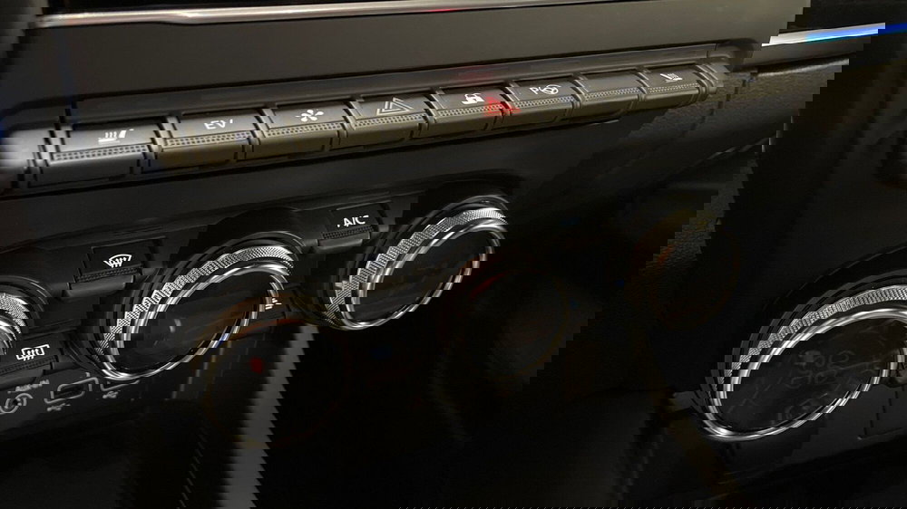 Renault Arkana usata a Varese (6)