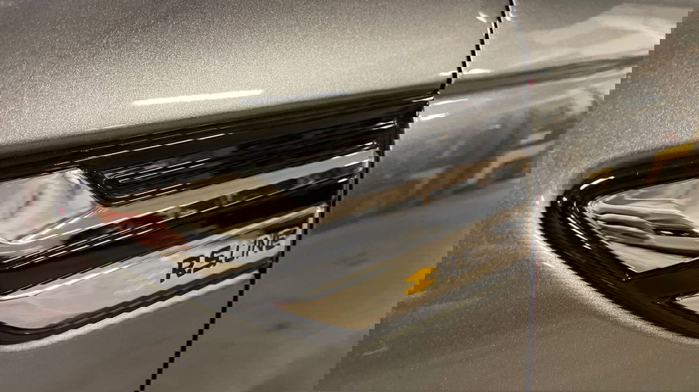 Renault Arkana usata a Varese (9)