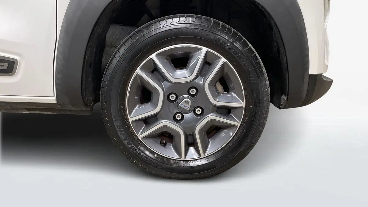 Dacia Spring usata a Varese (15)