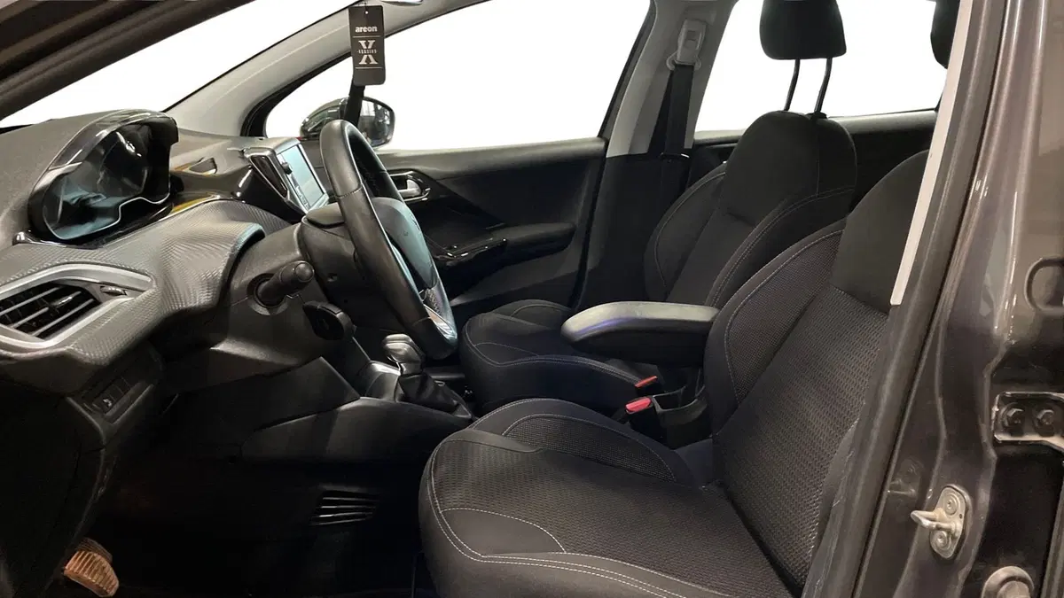 Peugeot 208 usata a Varese (12)