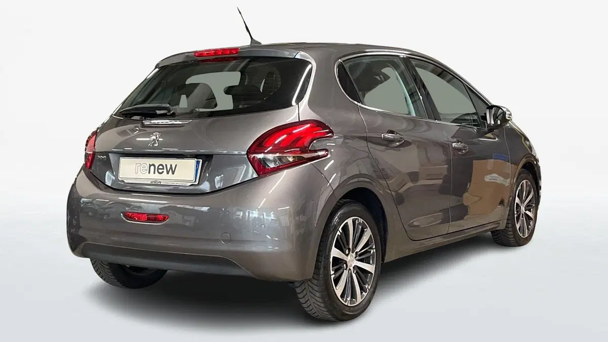 Peugeot 208 usata a Varese (2)