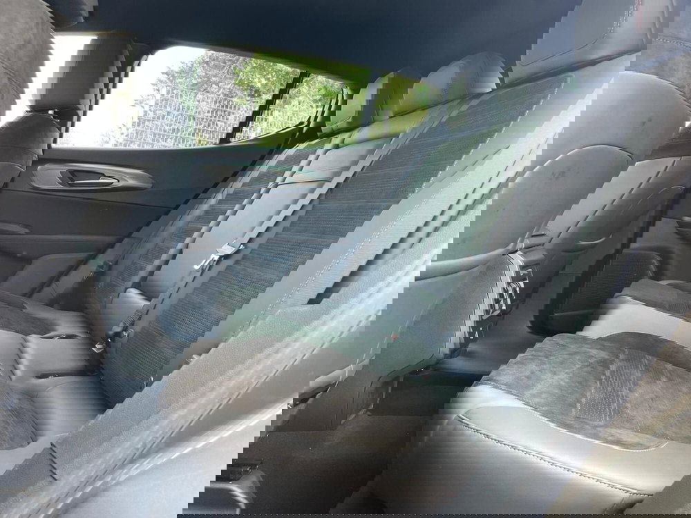 Alfa Romeo Tonale usata a Ancona (17)