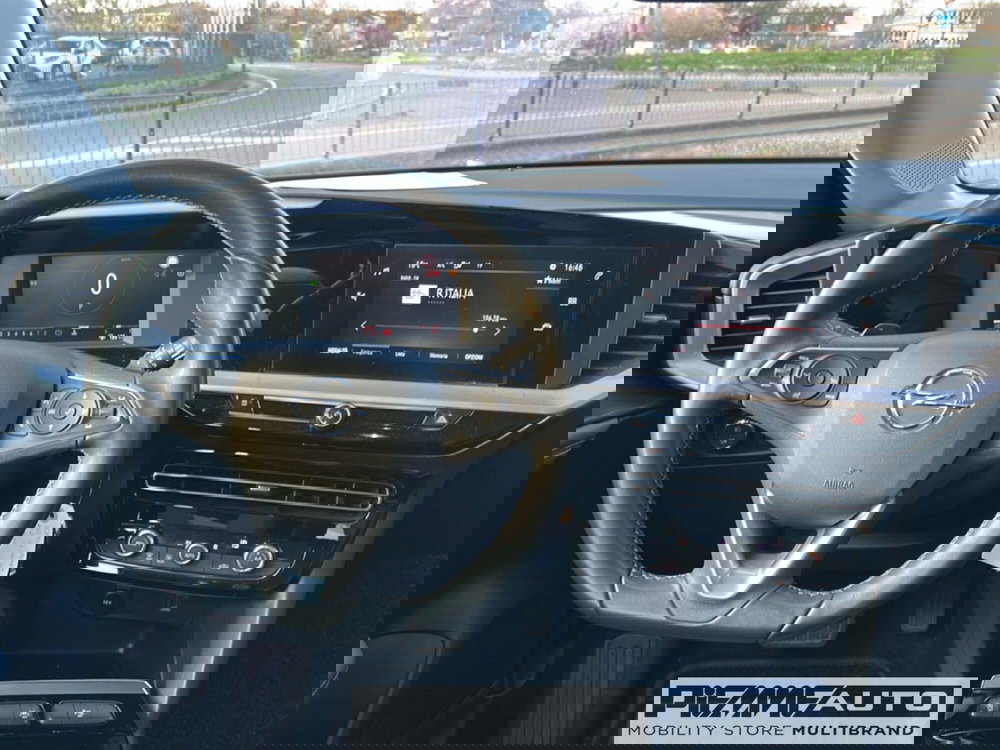 Opel Mokka usata a Piacenza (12)