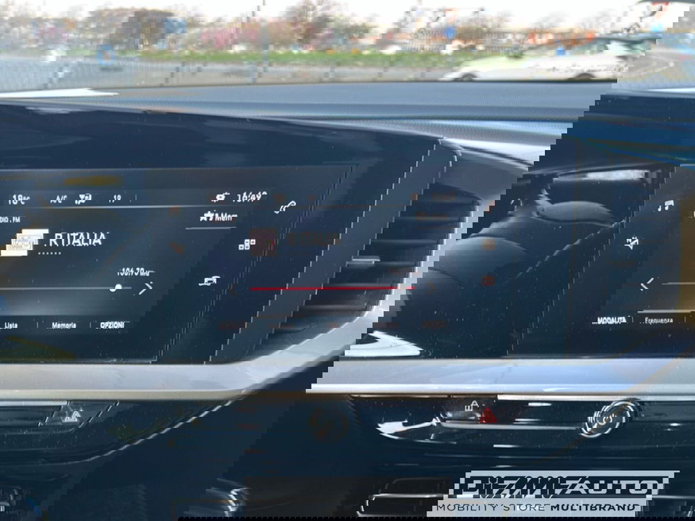 Opel Mokka usata a Piacenza (14)