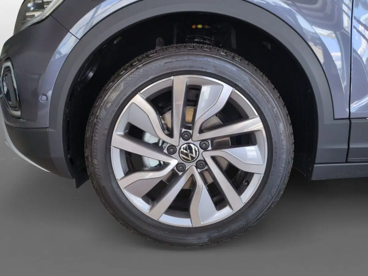 Volkswagen T-Roc Cabrio nuova a Agrigento (12)