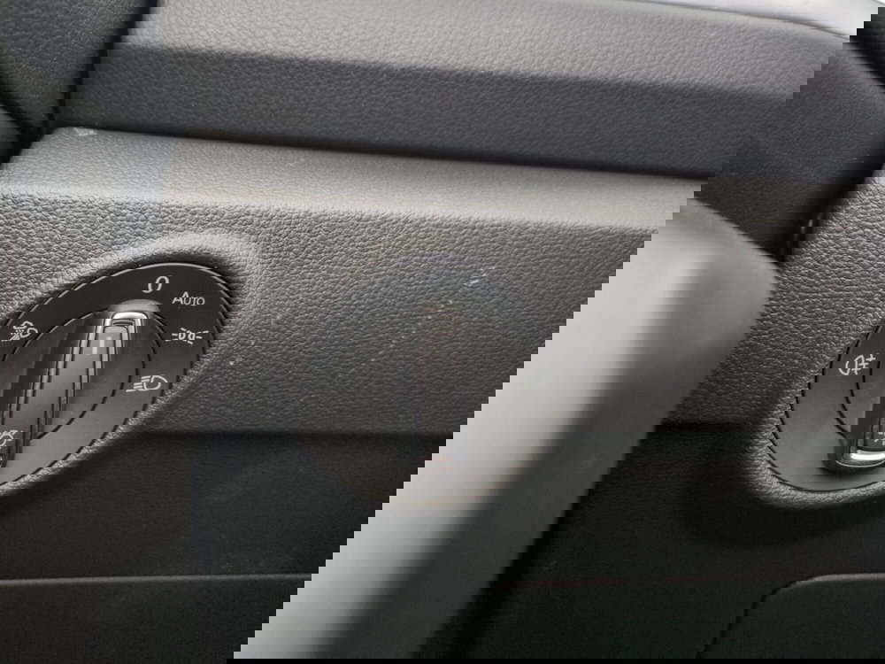 Volkswagen T-Roc Cabrio nuova a Agrigento (13)