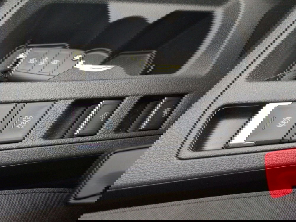 Volkswagen T-Roc Cabrio nuova a Agrigento (16)