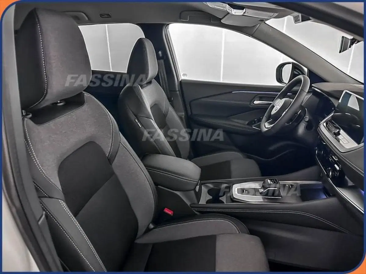 Nissan Qashqai nuova a Milano (13)