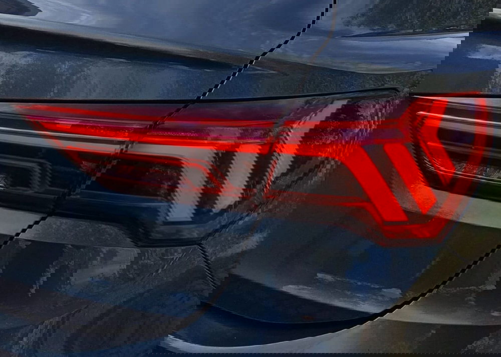 Audi Q3 Sportback usata a Bari (10)