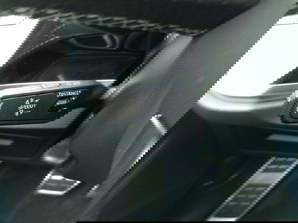 Audi Q3 Sportback usata a Bari (20)