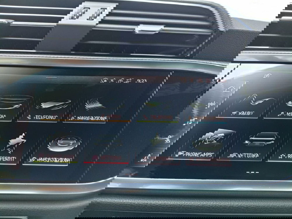 Audi Q3 Sportback usata a Bari (6)