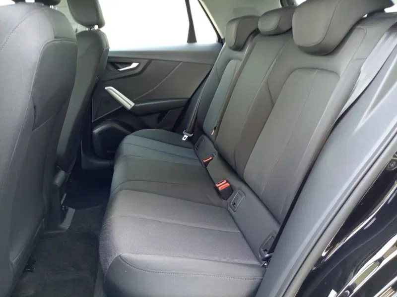 Audi Q2 usata a Bari (15)
