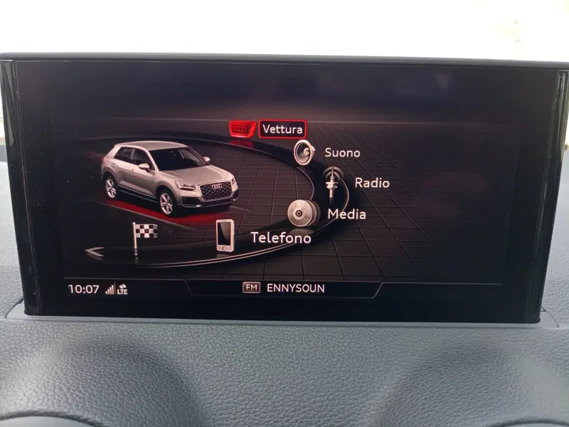 Audi Q2 usata a Bari (6)