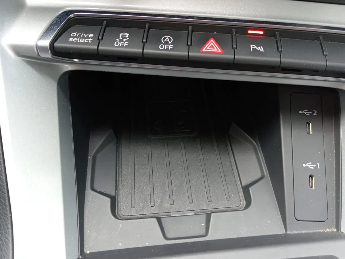 Audi Q3 Sportback usata a Bari (15)