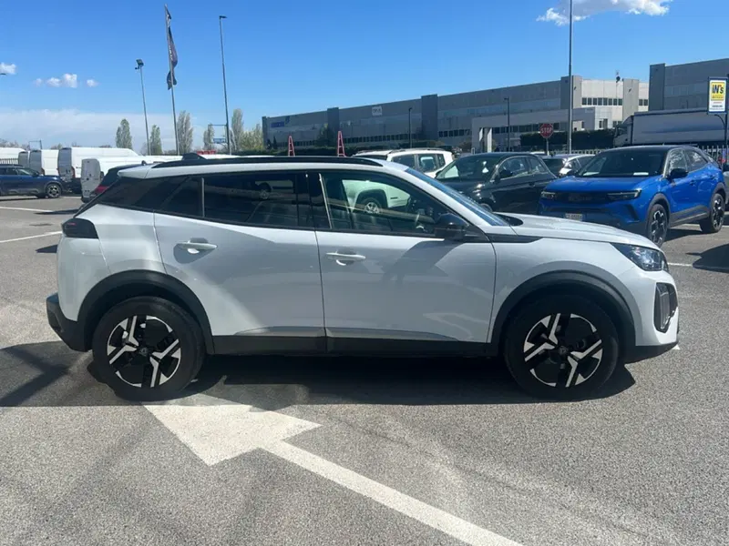 Peugeot 2008 usata a Bergamo (6)