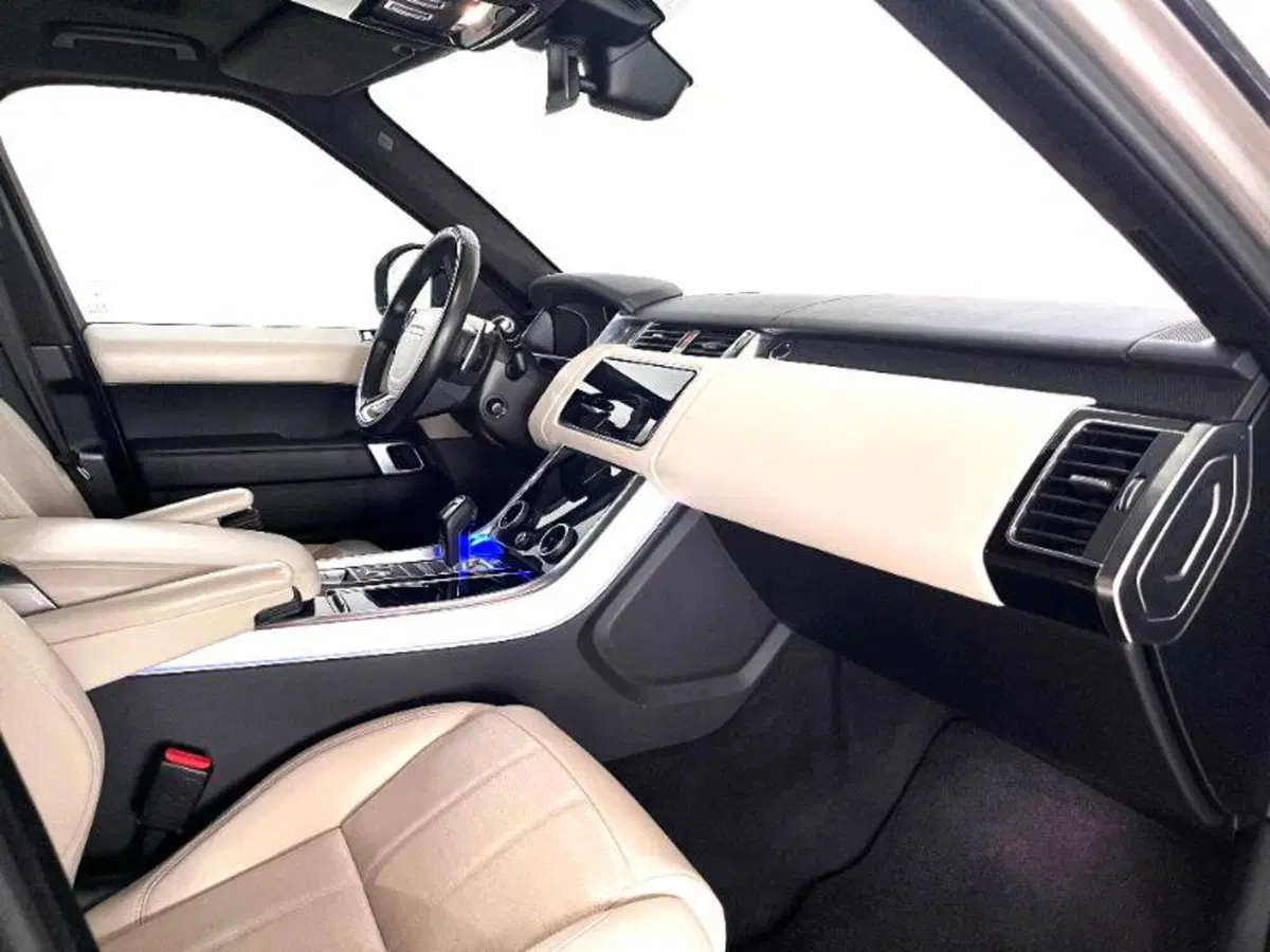 Land Rover Range Rover Sport usata a Venezia (4)